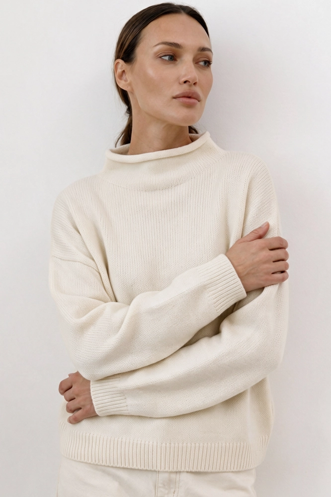 Elegancki sweter wełna merino i kaszmir ze stójką - ecru