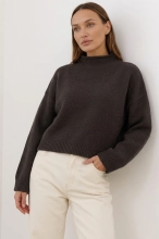 Elegancki sweter wełna merino i kaszmir ze stójką - czekoladowy