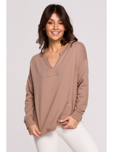 Bluza z wycięciem w dekolcie - cappuccino