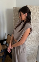 Stylowy komplet Ancona z krótkim topem - taupe