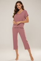 Piżama Panaro z wiskozy dekolt V spodnie 7/8 - jagoda