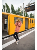 Czarne legginsy prążkowane